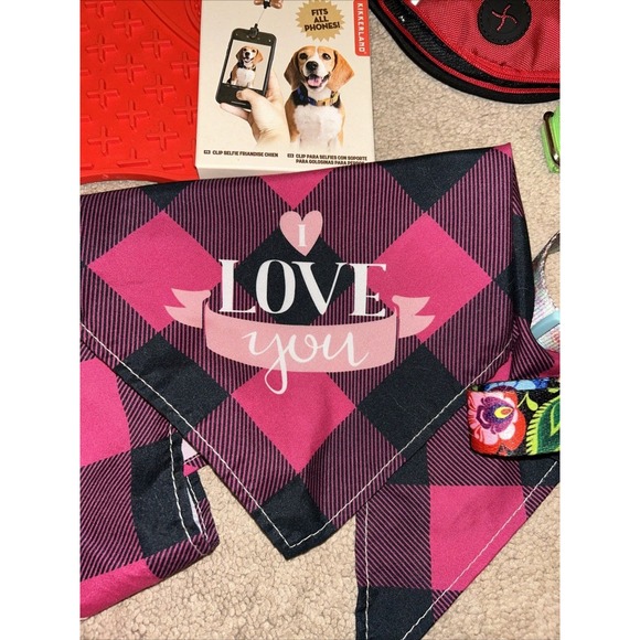 Lot Of 15 Dog Items - Harness, Collars, Treat Mats, Bandana, Puzzle, Toy More - Picture 4 of 13